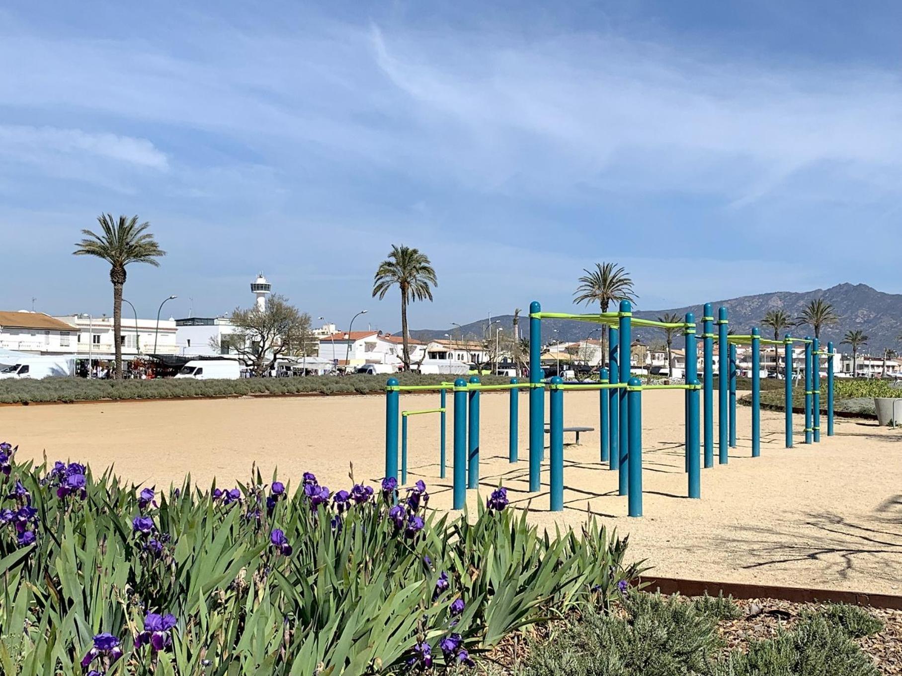 Apartamento 1ª Linea De Mar -Wifi- Aire Acondicionado Empuriabrava Luaran gambar